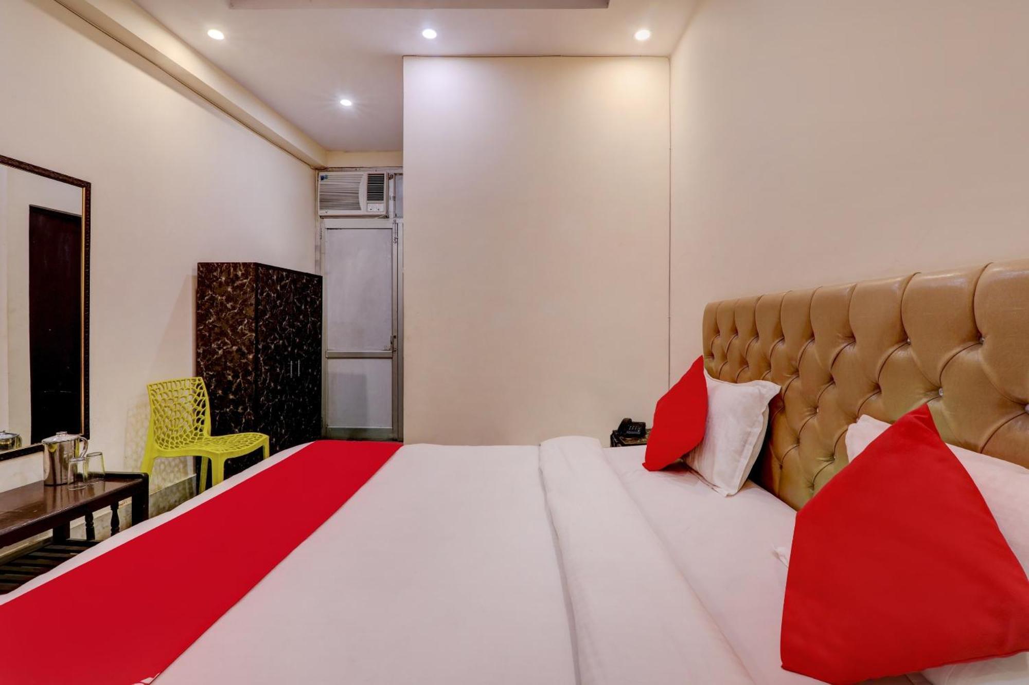 Hotel O Moon Palace Near Sahara Ganj Mall لاكناو المظهر الخارجي الصورة